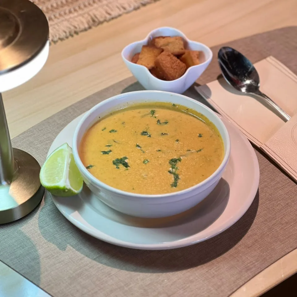 شوربه عدس - lentil soup