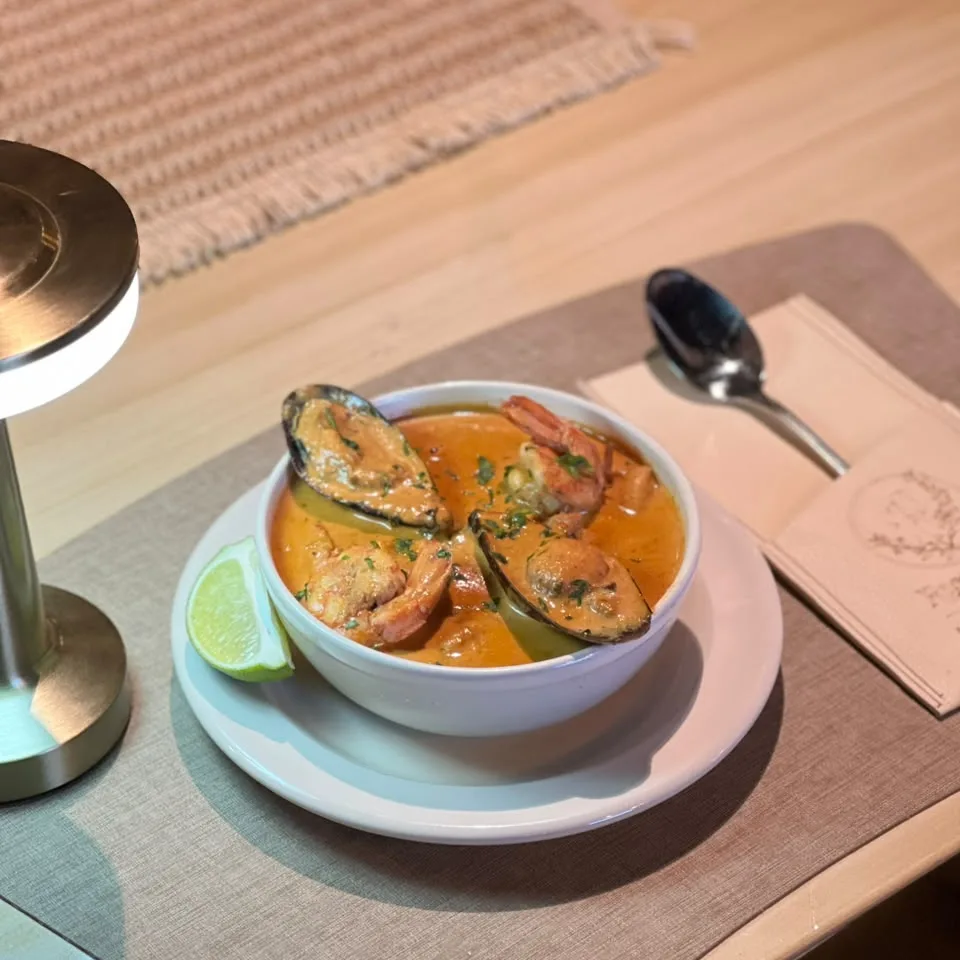 شوربه فواكه البحر - seafood soup